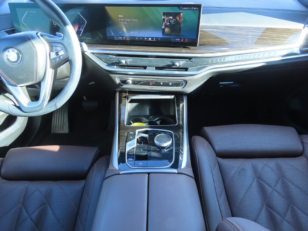 Used 2024 BMW X5 xDrive40i w/ Parking Assistance Package AWD/4WD image 7