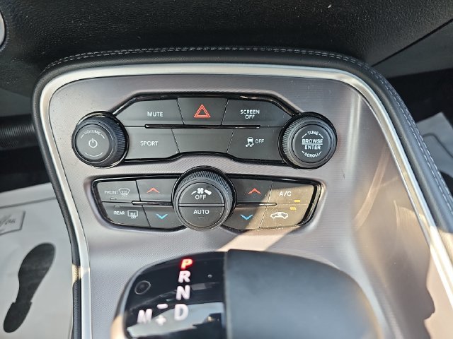Used 2019 Dodge Challenger SXT RWD image 24