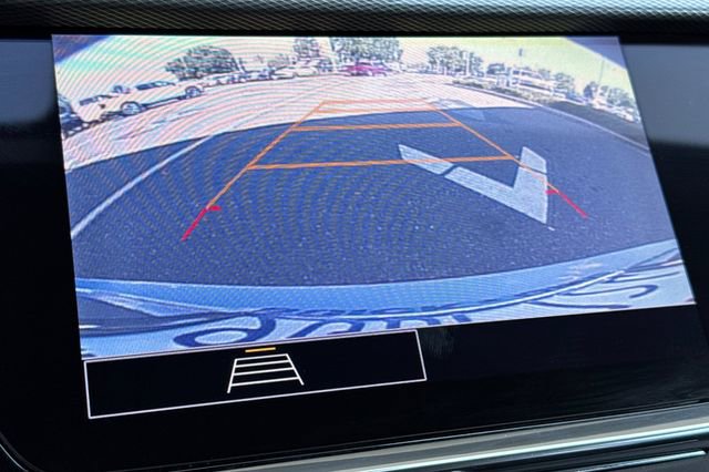 Used 2023 Buick Encore GX Select w/ Sport Touring Package image 27