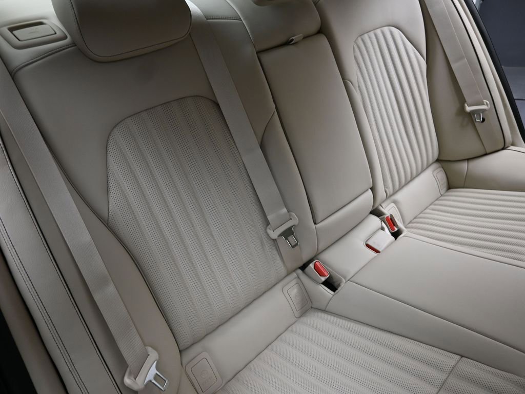 New 2026 Genesis G70 2.5T Prestige image 16