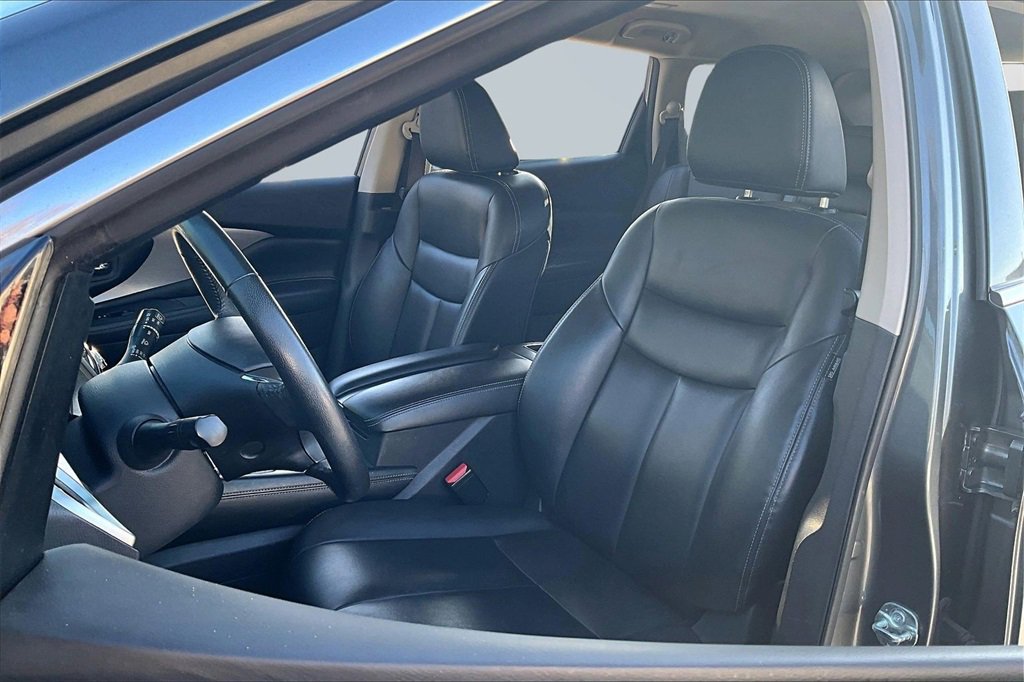 Used 2022 Nissan Murano SV image 20
