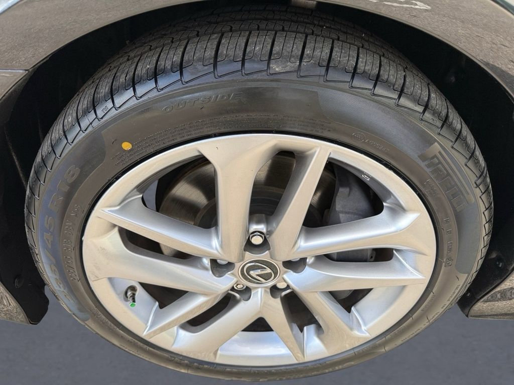Used 2020 Lexus RC 300 w/ Accessory Package RWD image 7