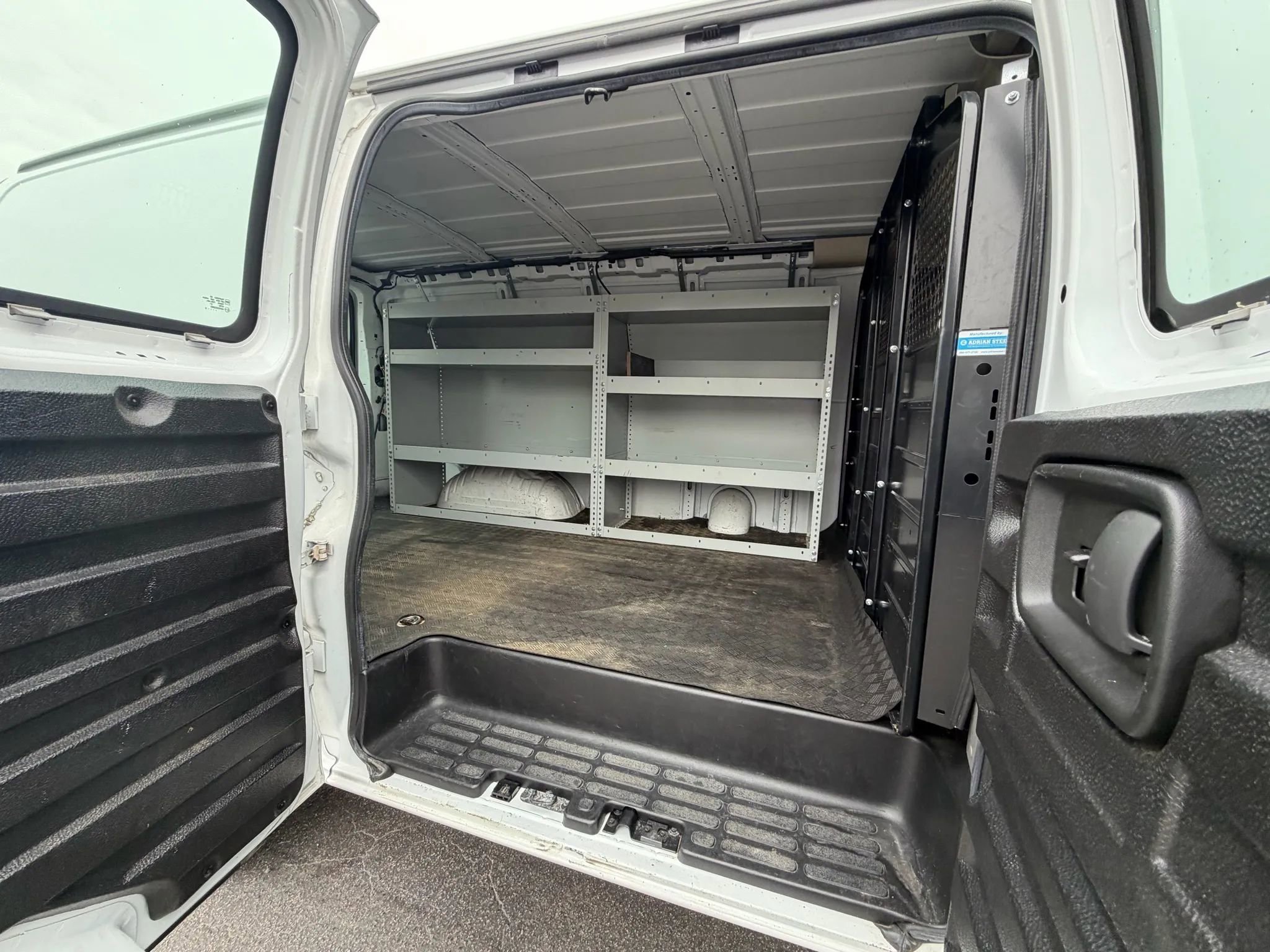 Used 2020 Chevrolet Express 2500 w/ Driver Convenience Package image 23