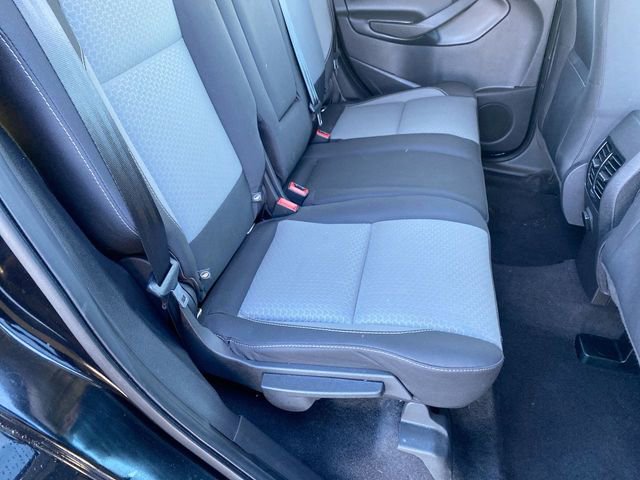Used 2019 Ford Escape SE image 25