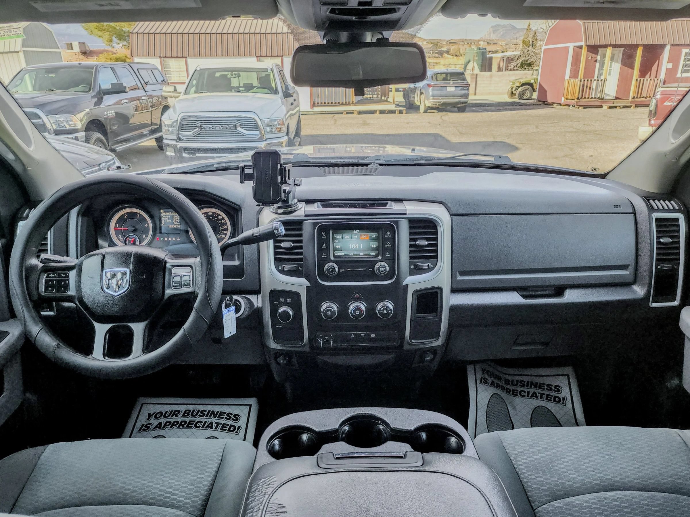 Used 2016 RAM 2500 SLT AWD/4WD image 13