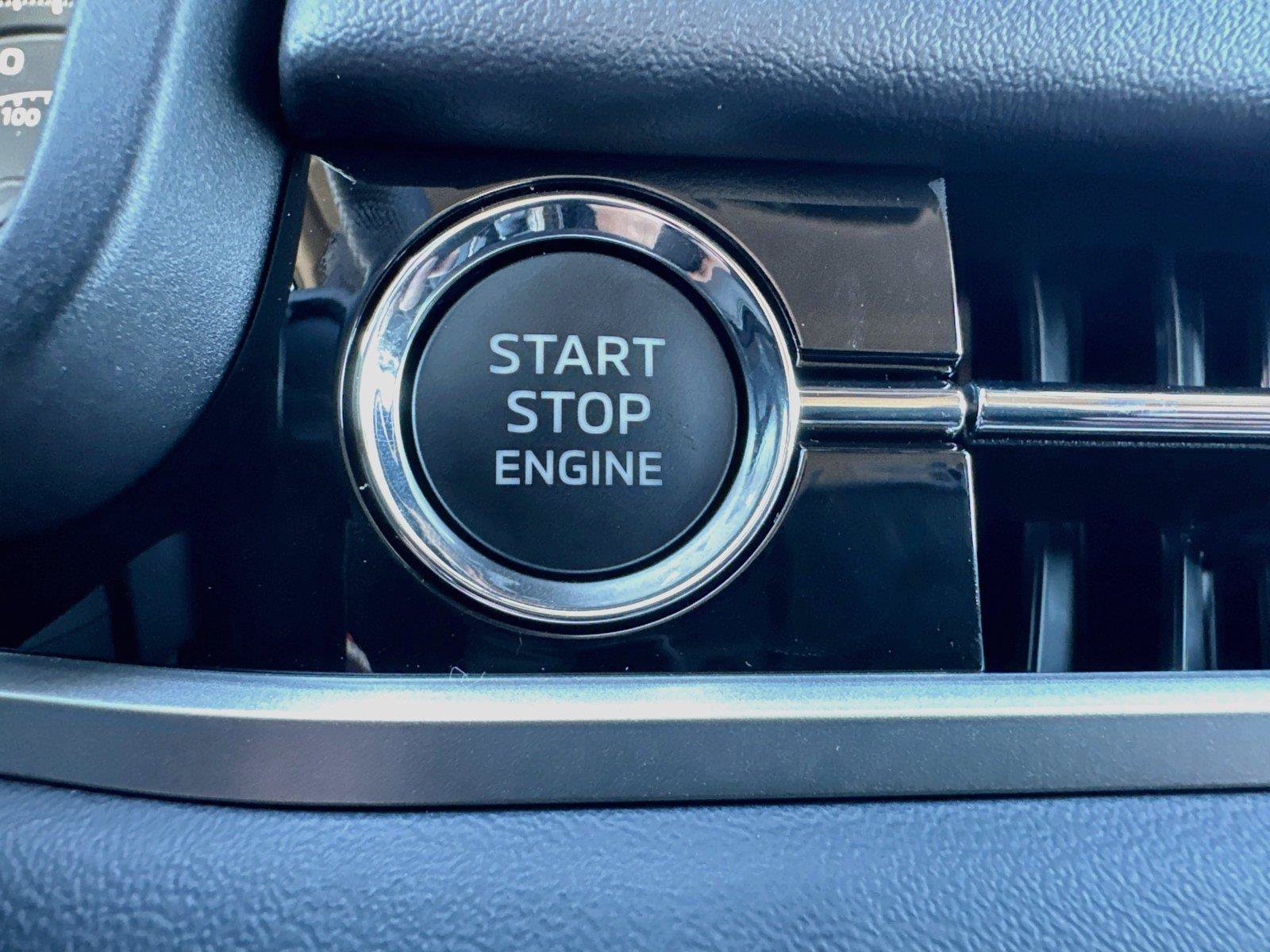 New 2026 Mitsubishi Outlander SE FWD image 18