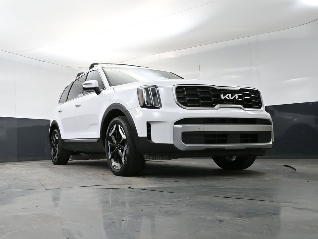 Certified 2024 Kia Telluride S AWD/4WD image 25