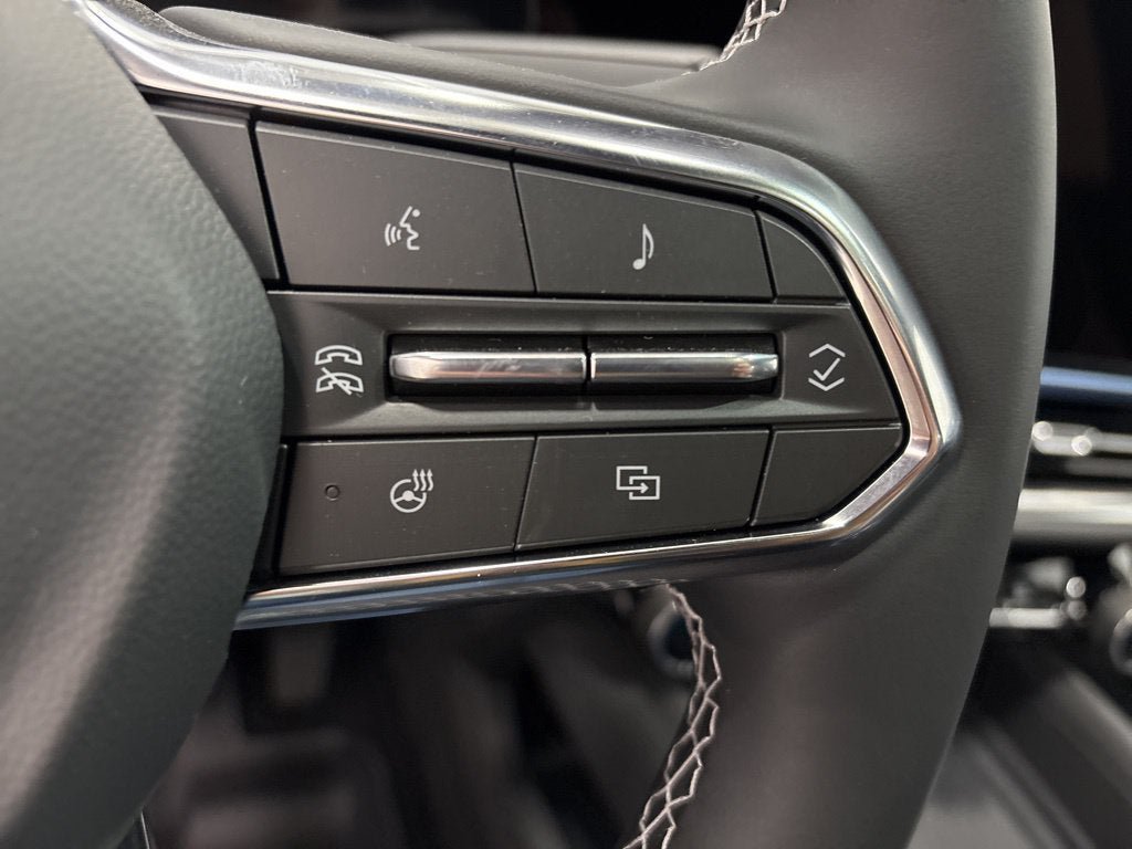 New 2026 Chevrolet Equinox EV LT w/ Convenience Package II AWD/4WD image 24