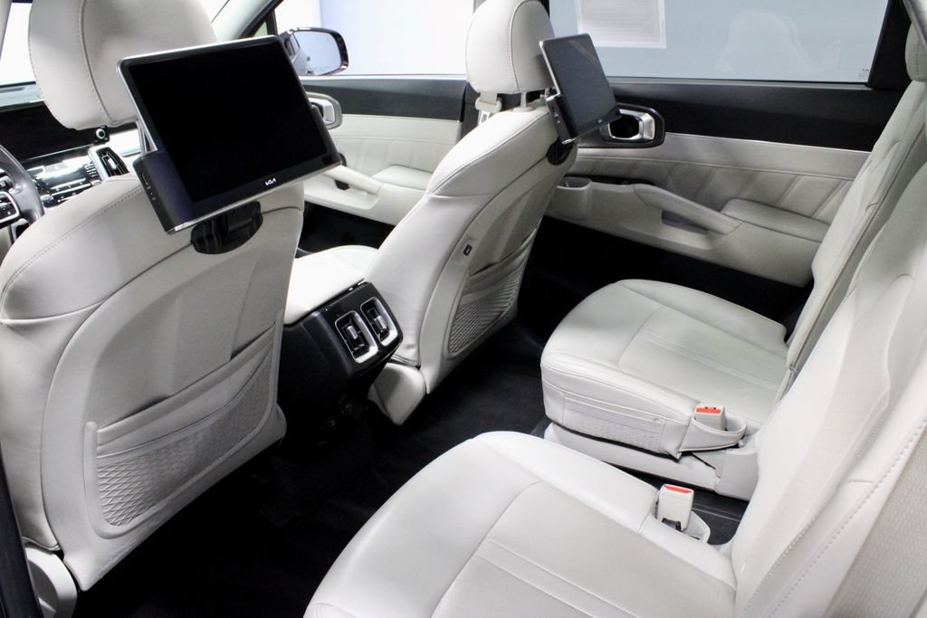 Used 2022 Kia Sorento SX AWD/4WD image 21