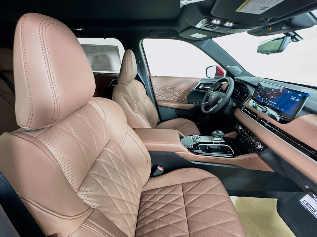 New 2026 Mitsubishi Outlander SEL FWD image 30