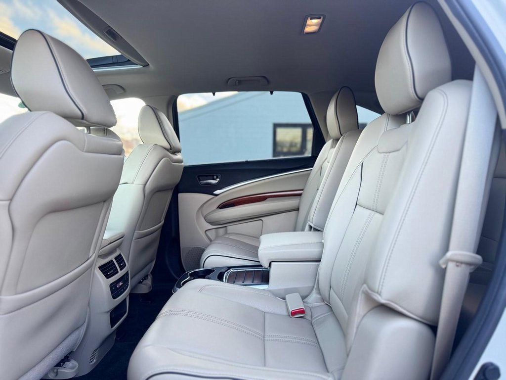 Used 2017 Acura MDX SH-AWD w/ Advance Package image 19