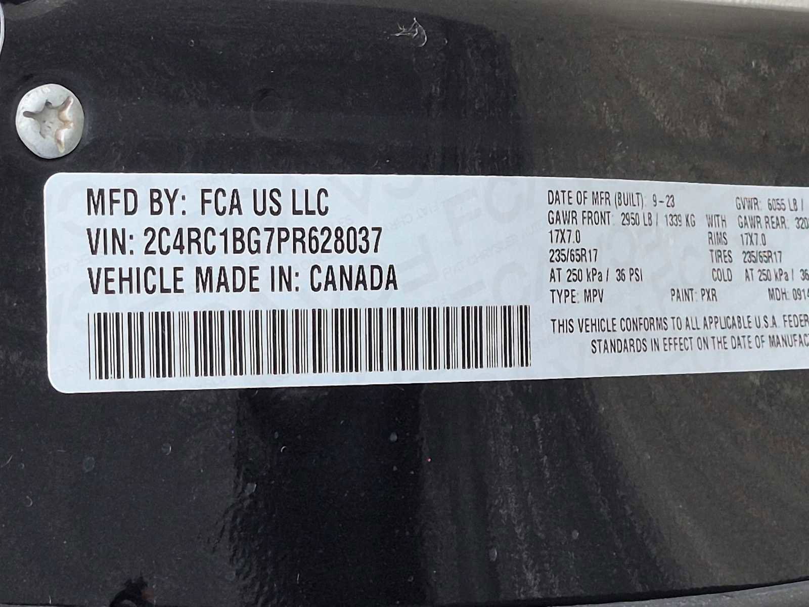 Used 2023 Chrysler Pacifica Touring-L FWD image 41