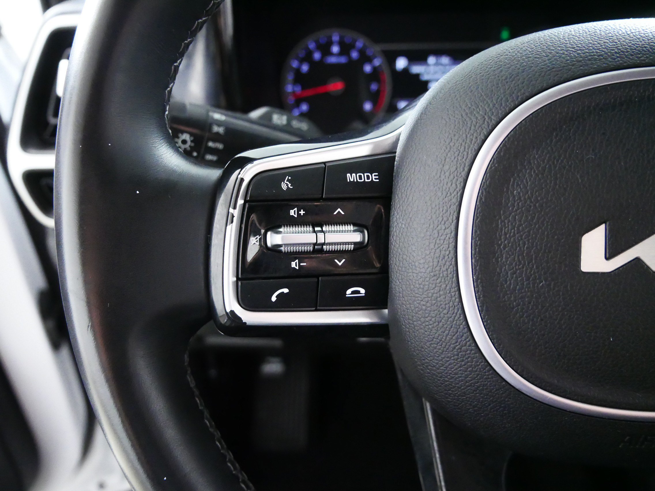 Used 2022 Kia Sorento S AWD/4WD image 27