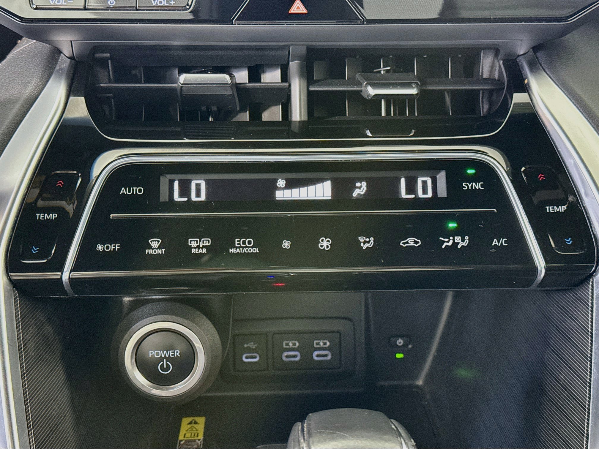 Certified 2024 Toyota Venza Nightshade AWD/4WD image 15