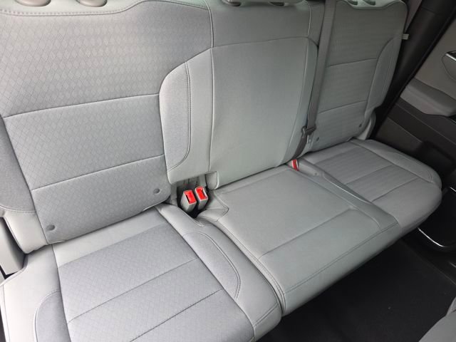 New 2026 GMC Sierra 1500 SLE image 23