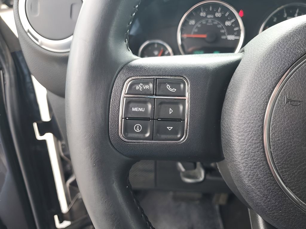 Used 2014 Jeep Wrangler Unlimited Sahara w/ Connectivity Group image 32