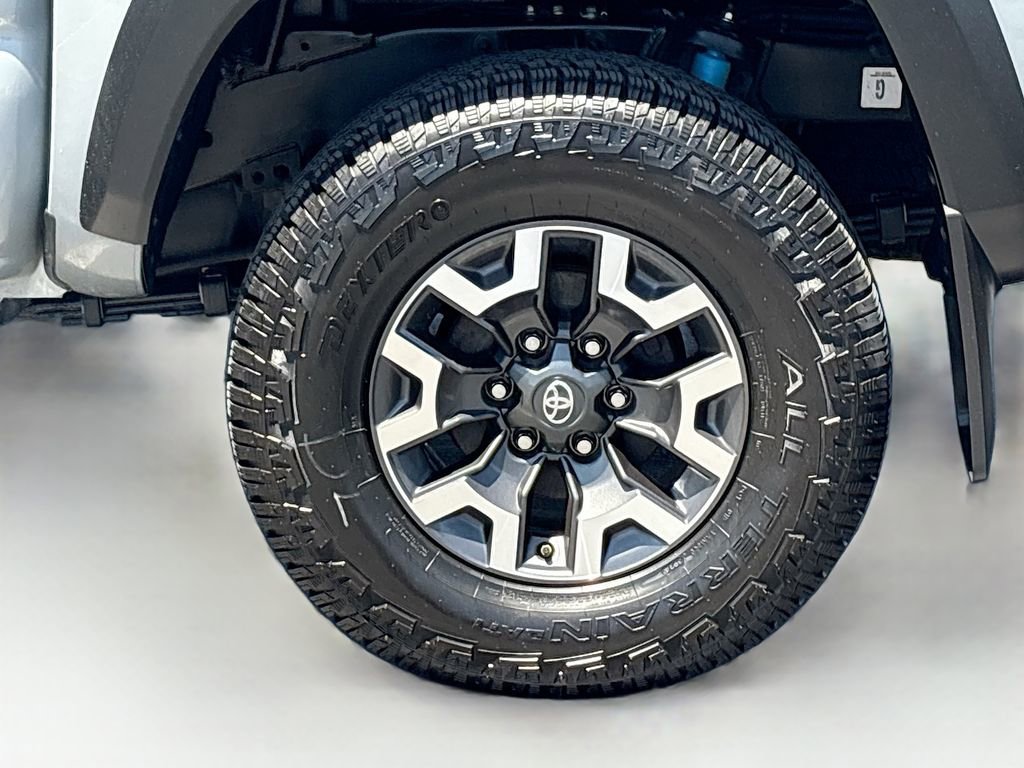 Certified 2021 Toyota Tacoma TRD Off-Road w/ Technology Package AWD/4WD image 30