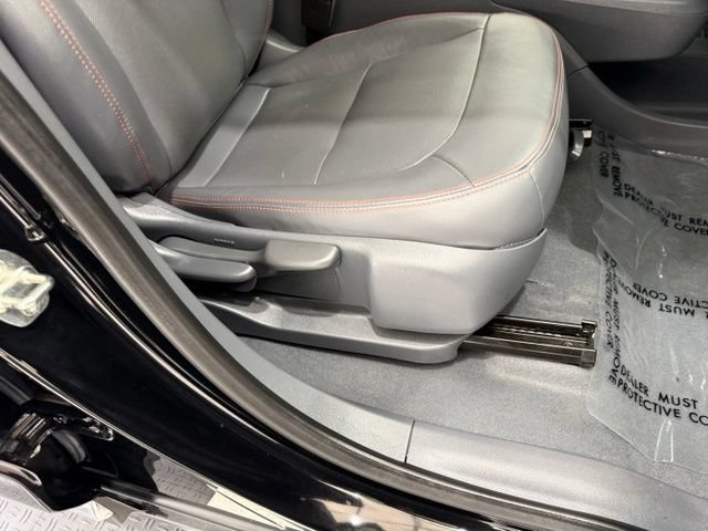 Used 2020 Chevrolet Bolt Premier w/ Infotainment Package FWD image 21