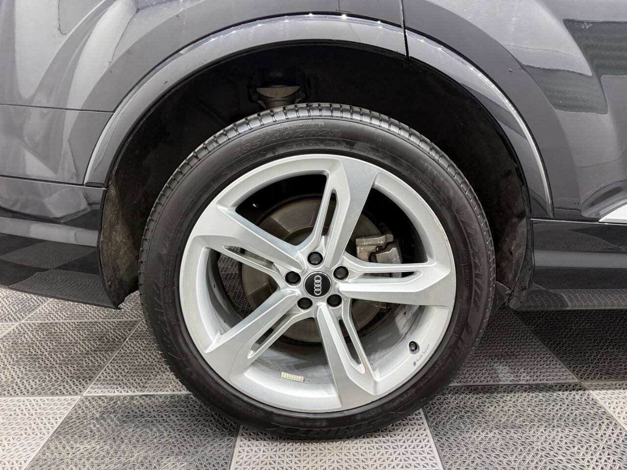 Used 2019 Audi Q7 3.0T Prestige AWD/4WD image 41