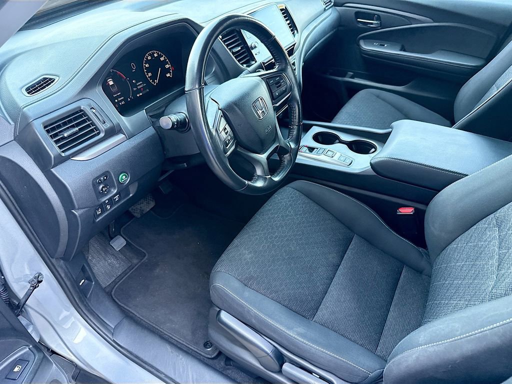 Used 2024 Honda Ridgeline Sport image 25