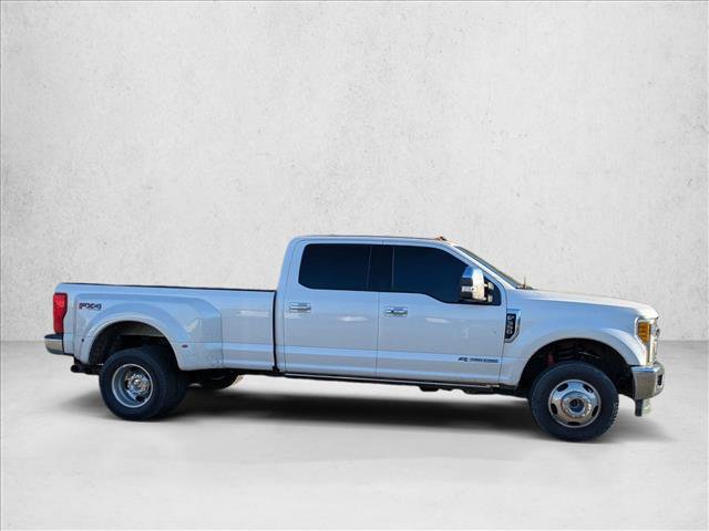 Used 2017 Ford F350 Lariat w/ Lariat Ultimate Package AWD/4WD image 4
