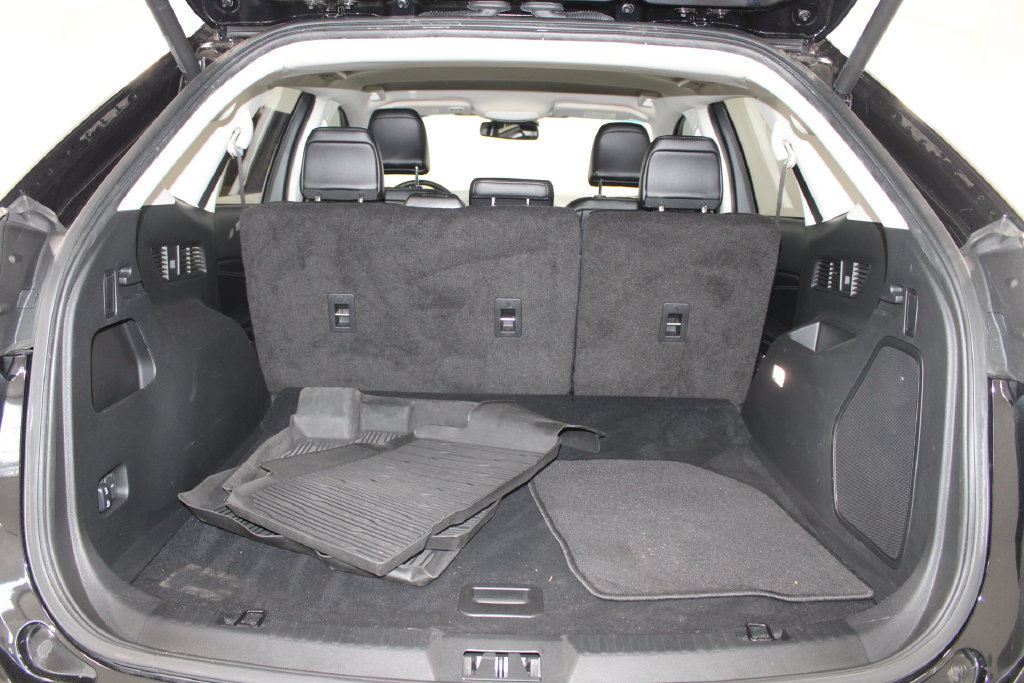 Used 2024 Ford Edge Titanium AWD/4WD image 14