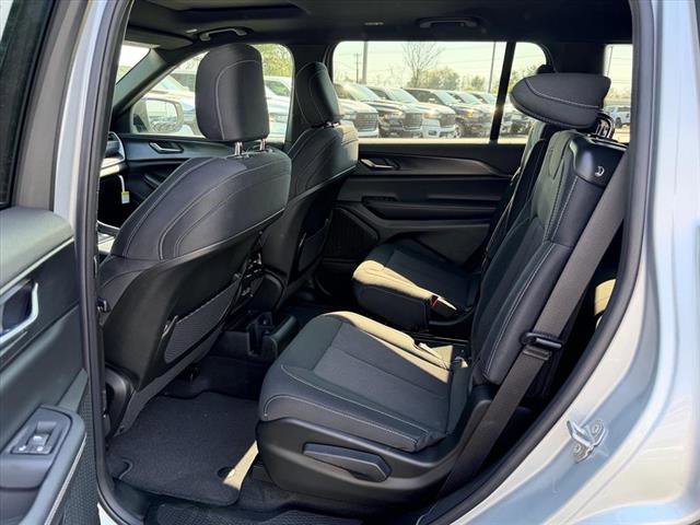 New 2026 Jeep Grand Cherokee L 4WD image 6