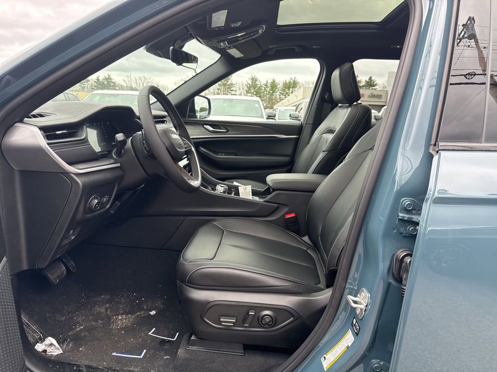 New 2026 Jeep Grand Cherokee L Limited image 19