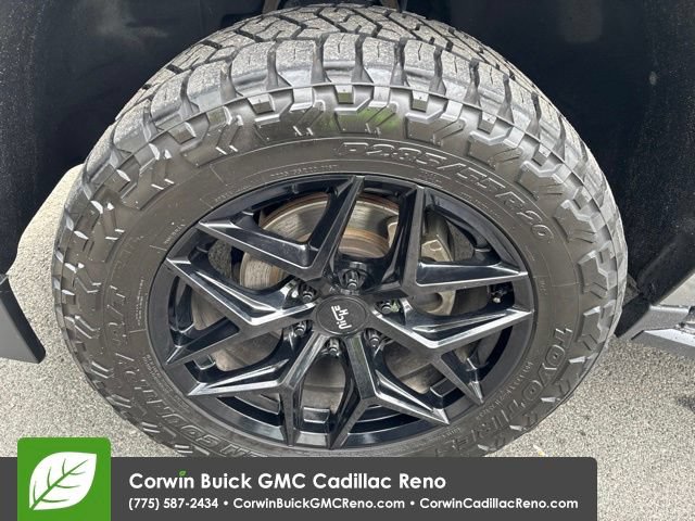 Used 2018 Chevrolet Tahoe LT AWD/4WD image 39