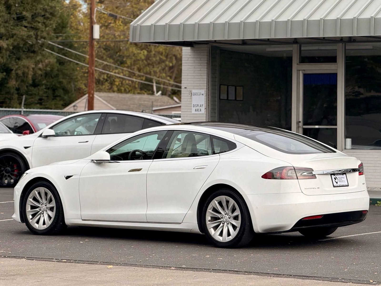 Used 2017 Tesla Model S 90D AWD/4WD image 6