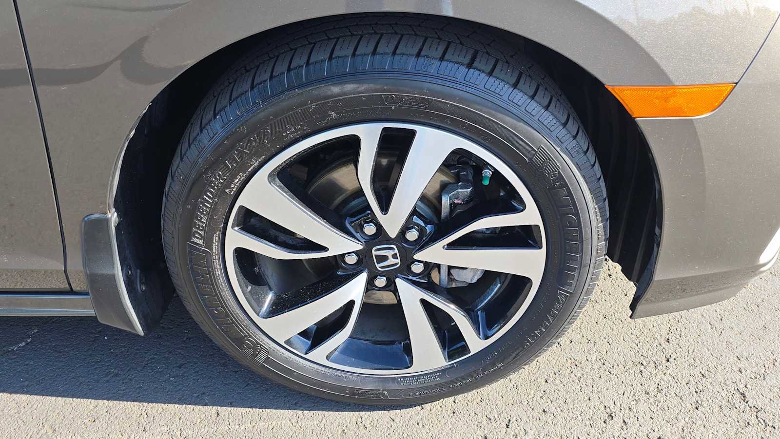 Used 2019 Honda Odyssey Elite image 9