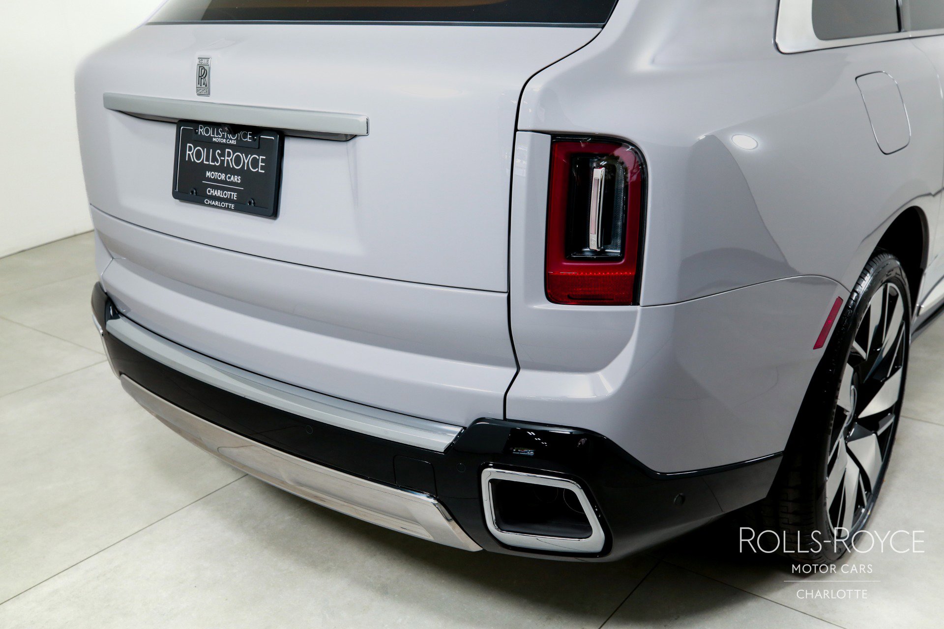 New 2026 Rolls-Royce Cullinan image 48