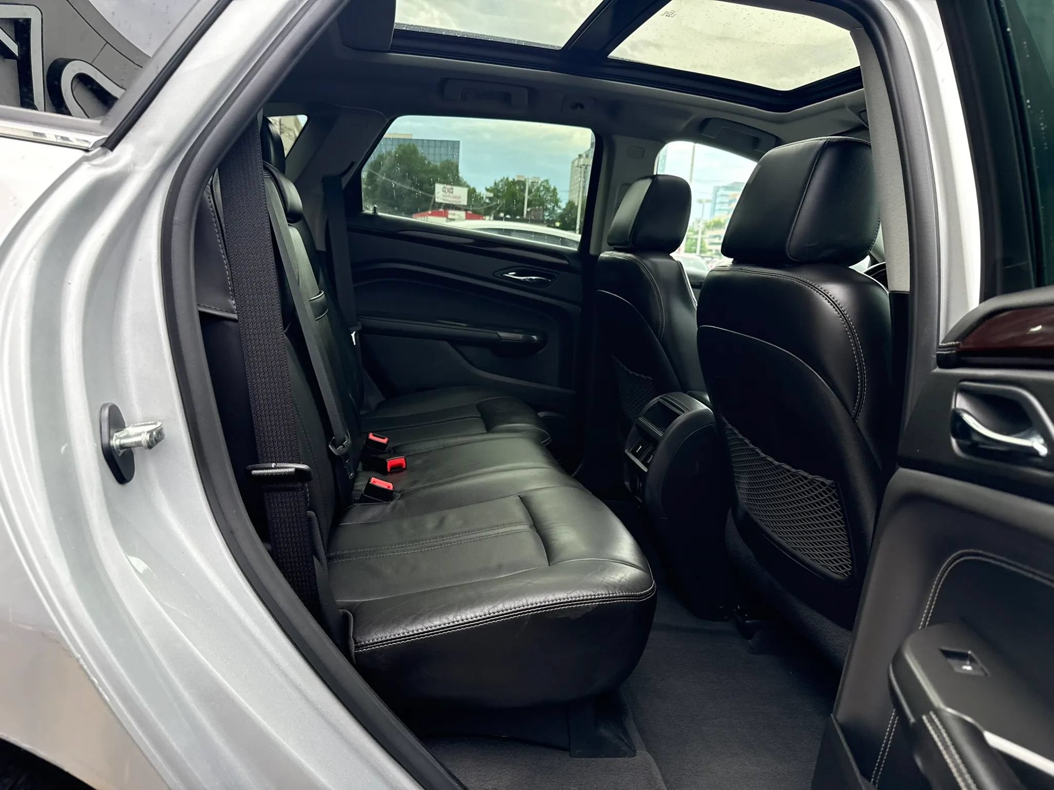 Used 2012 Cadillac SRX Luxury AWD/4WD image 34