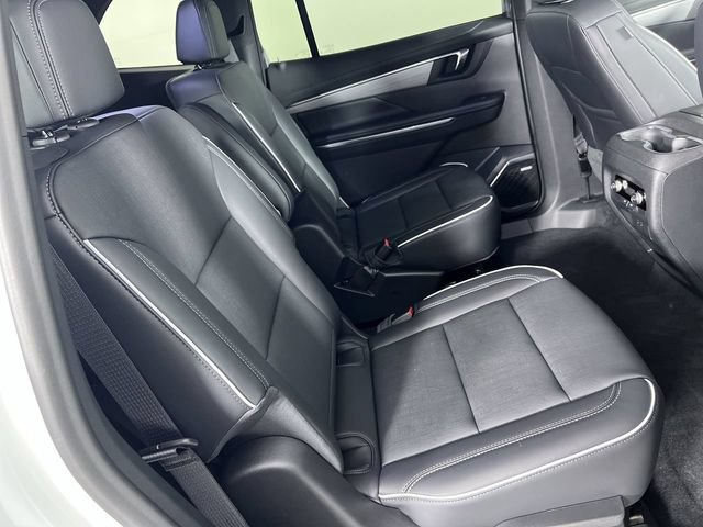 Certified 2026 Buick Enclave Preferred FWD image 27