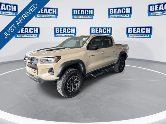 Used 2024 Chevrolet Colorado ZR2 w/ ZR2 Convenience Package III image 3