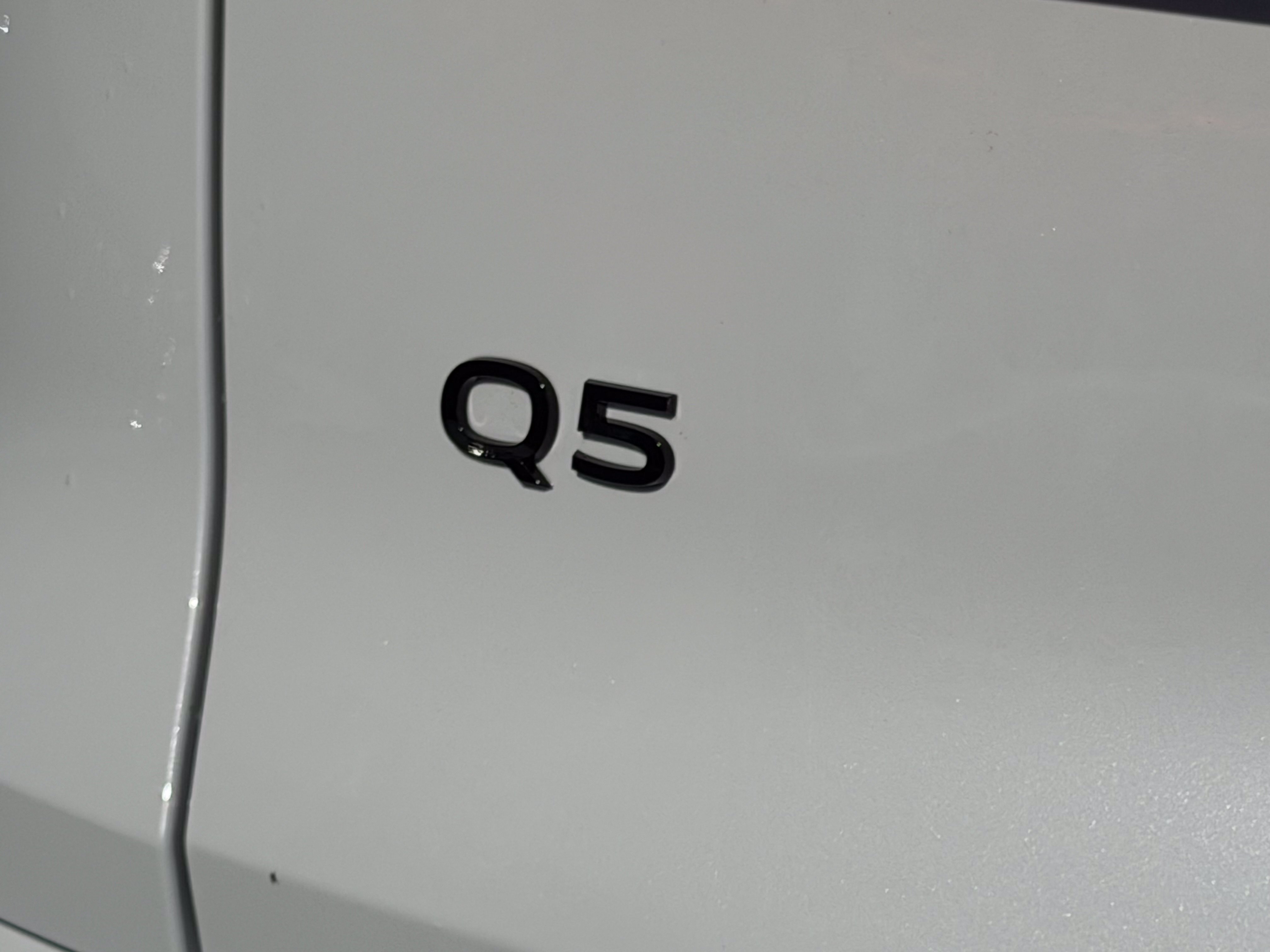 Used 2025 Audi Q5 Premium w/ Convenience Package AWD/4WD image 30