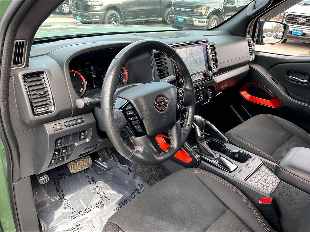 Used 2023 Nissan Frontier PRO-4X w/ Pro Convenience Package AWD/4WD image 8
