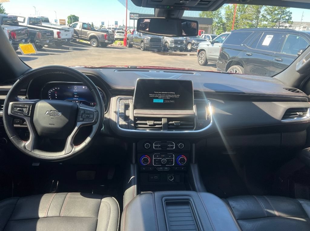 Used 2022 Chevrolet Suburban RST w/ Luxury Package AWD/4WD image 29