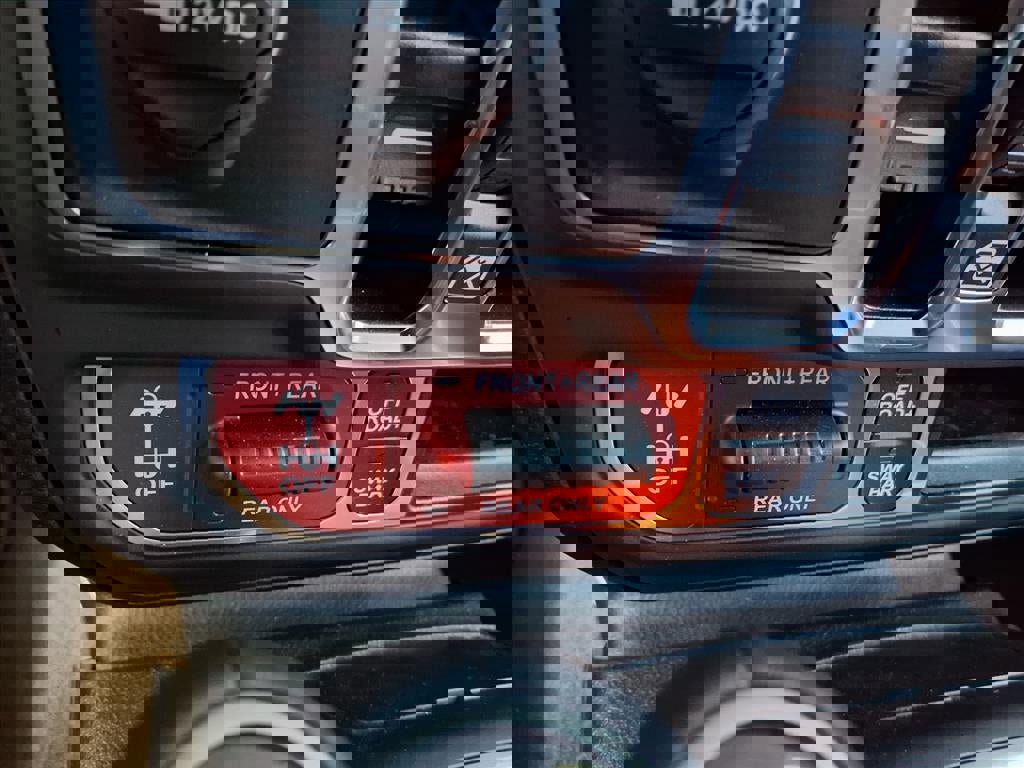 Certified 2025 Jeep Wrangler Unlimited Rubicon image 11