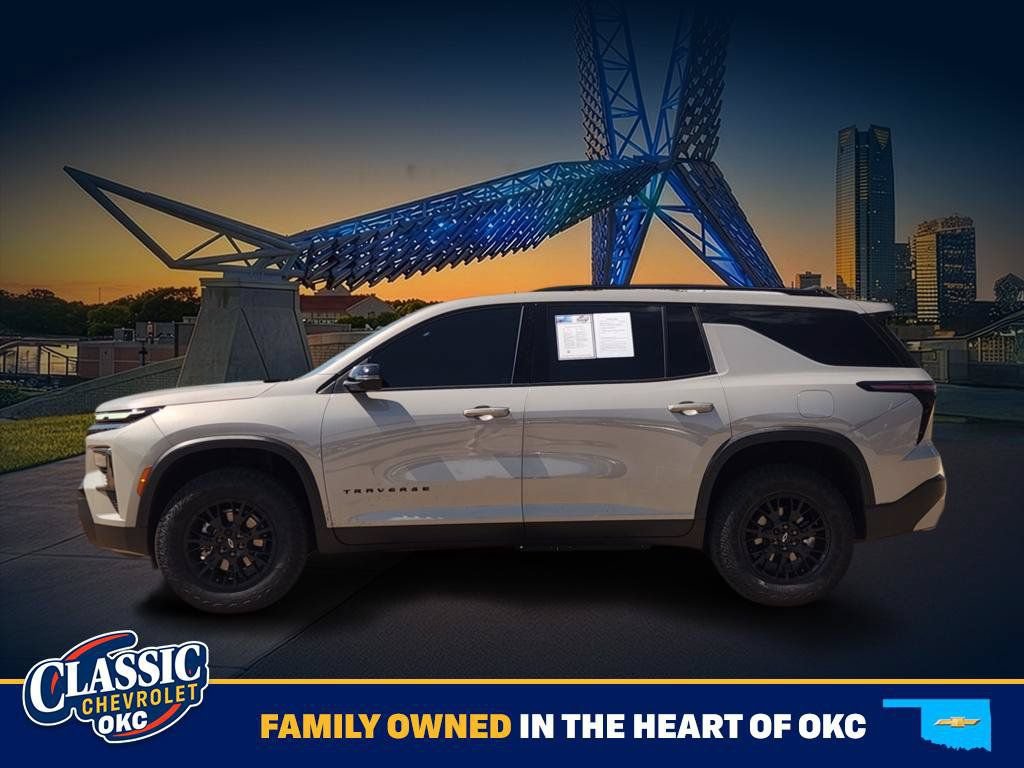 Used 2026 Chevrolet Traverse Z71 AWD/4WD image 4