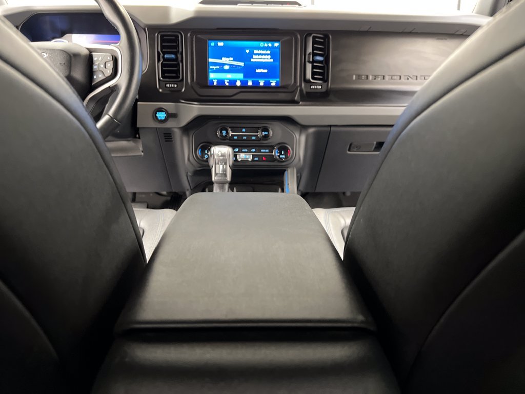 Used 2022 Ford Bronco Black Diamond AWD/4WD image 33