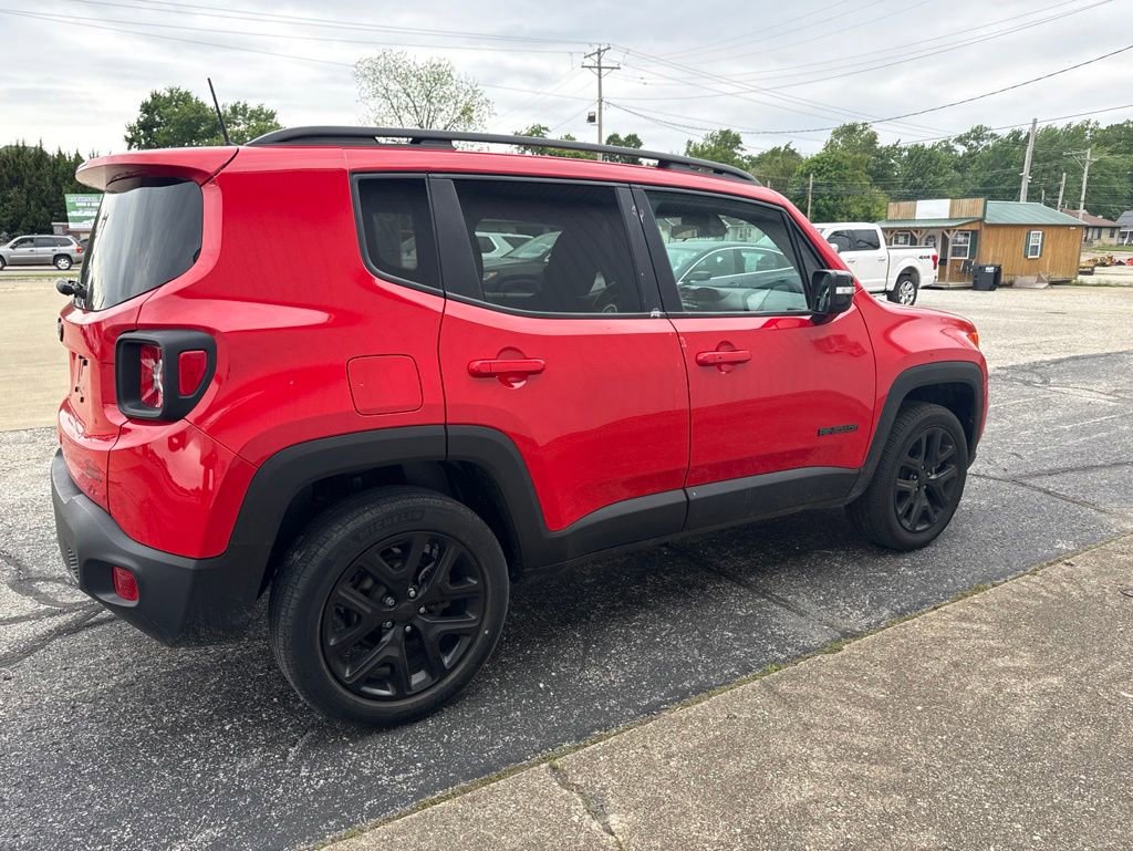 Used 2022 Jeep Renegade Altitude AWD/4WD image 6