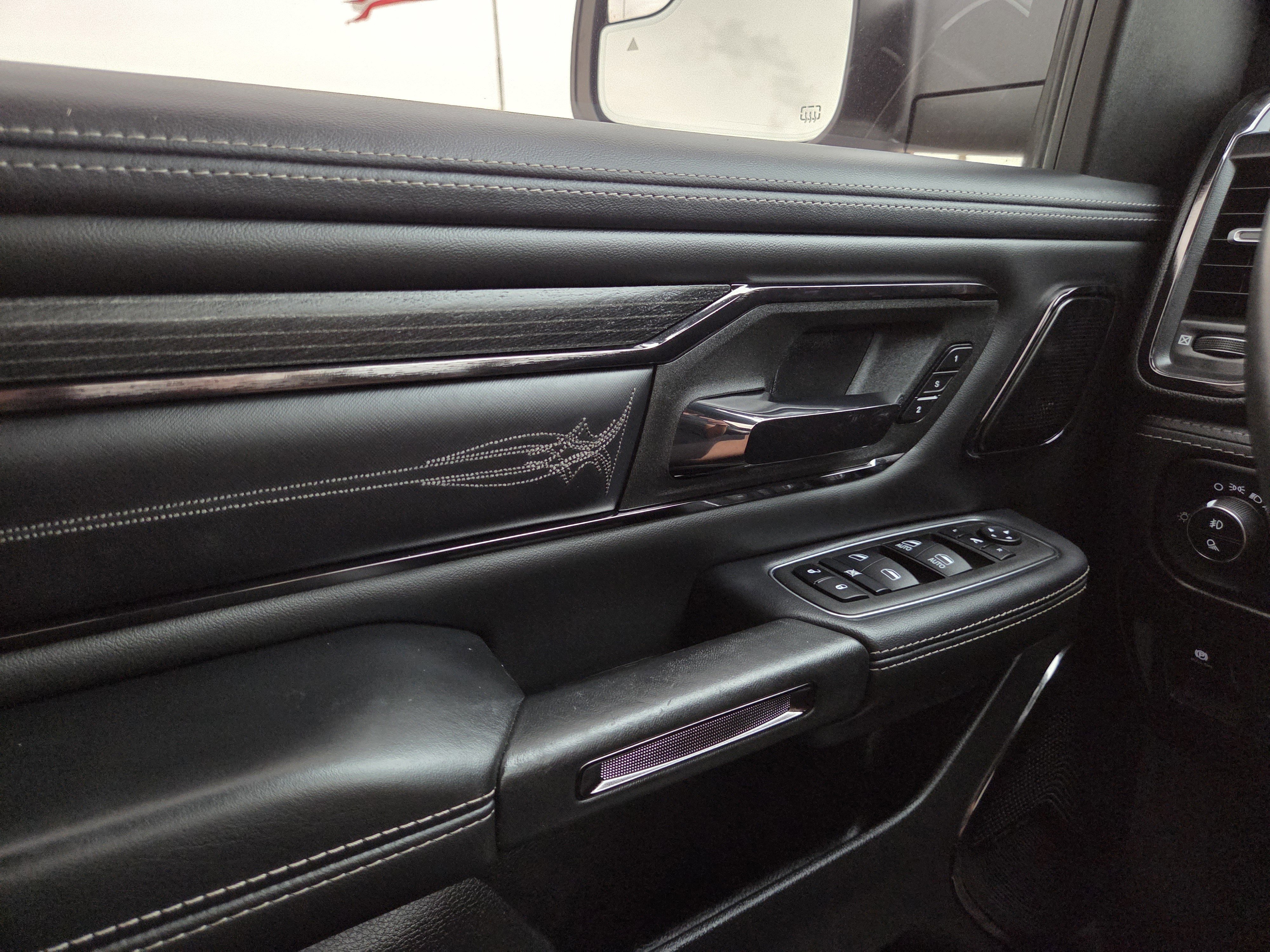 Used 2024 RAM 1500 Limited image 41