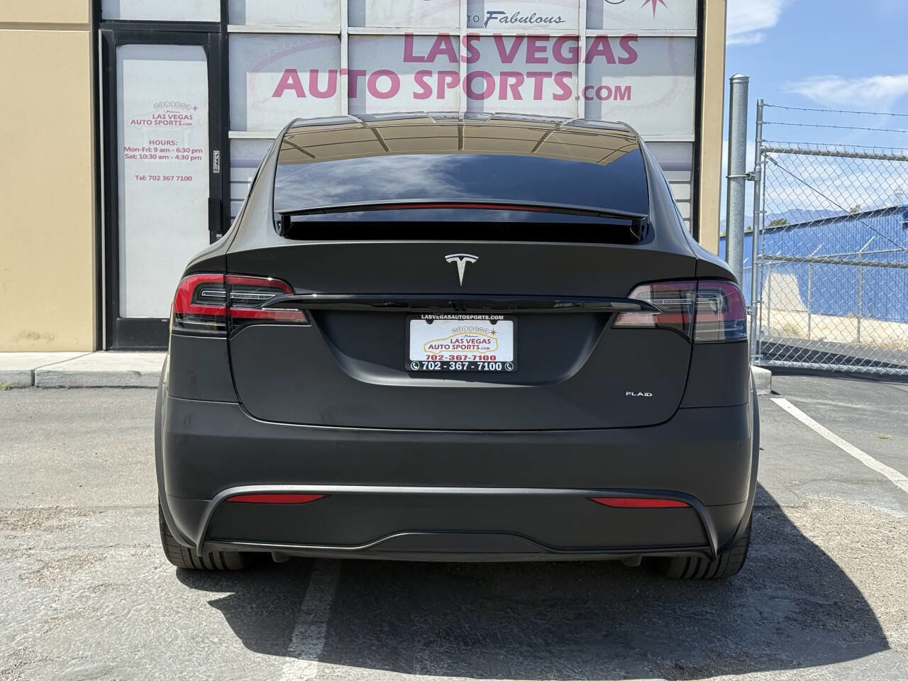 Used 2022 Tesla Model X Plaid image 9