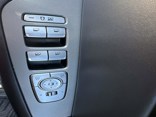 Used 2022 Hyundai Palisade Limited image 11