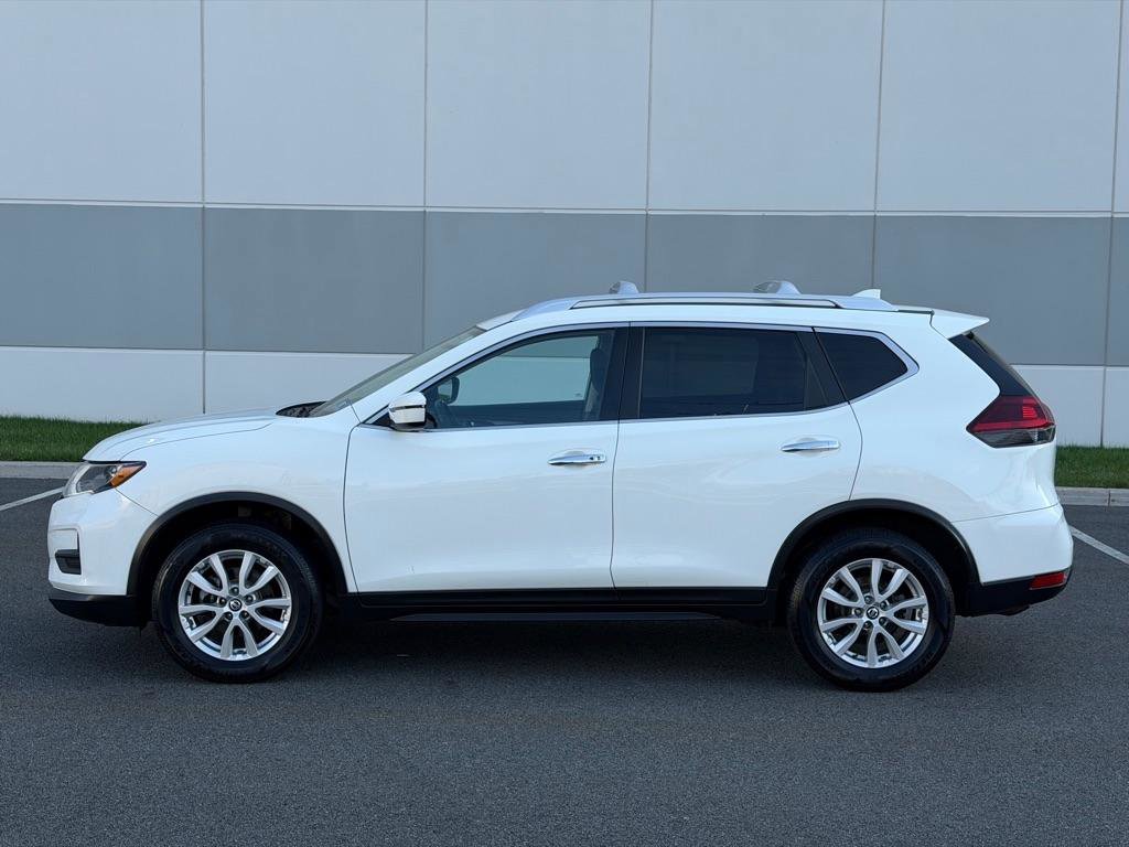 Used 2018 Nissan Rogue SV image 10