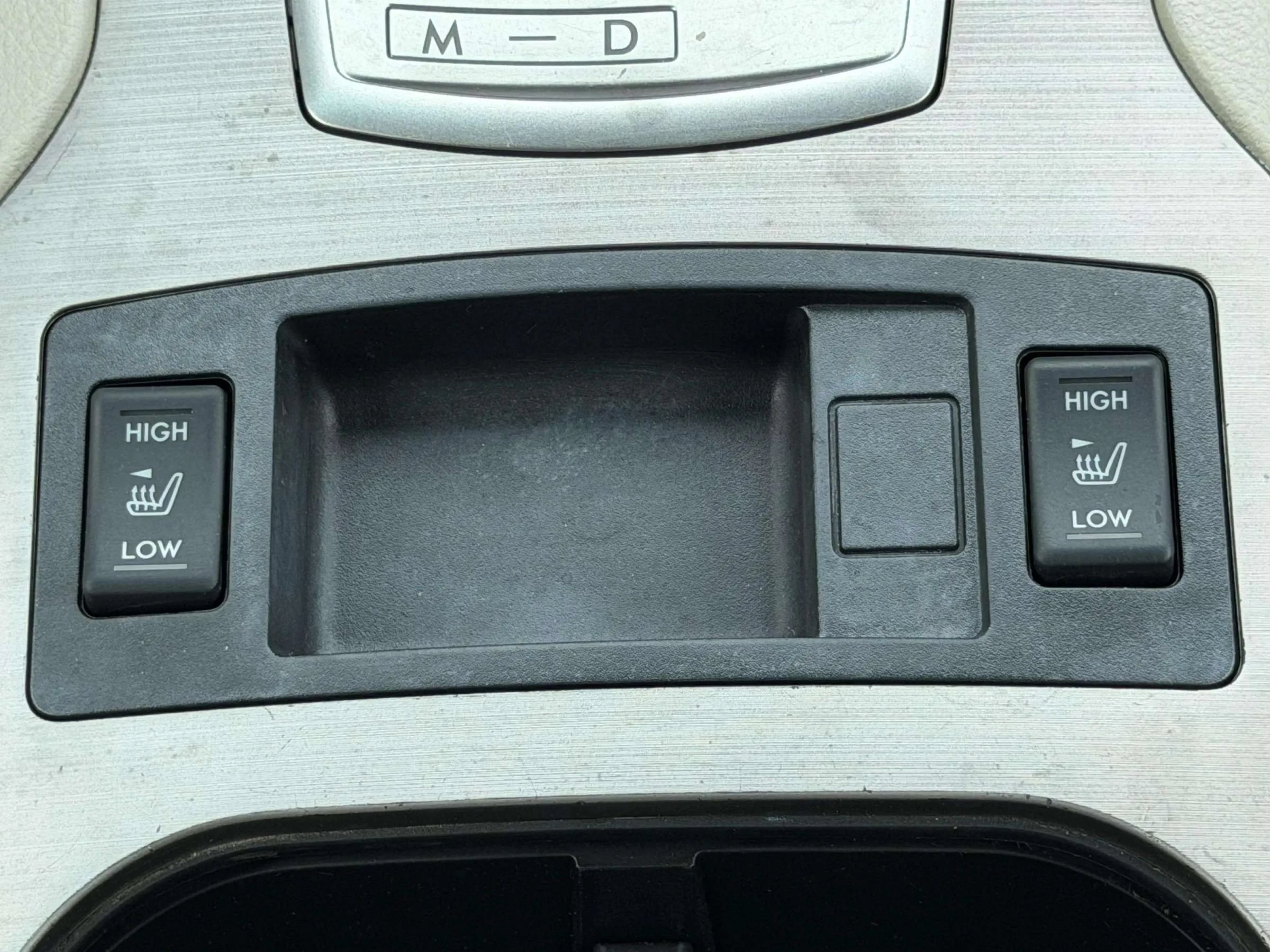 Used 2012 Subaru Outback 2.5i w/ Alloy Wheel Pkg AWD/4WD image 16