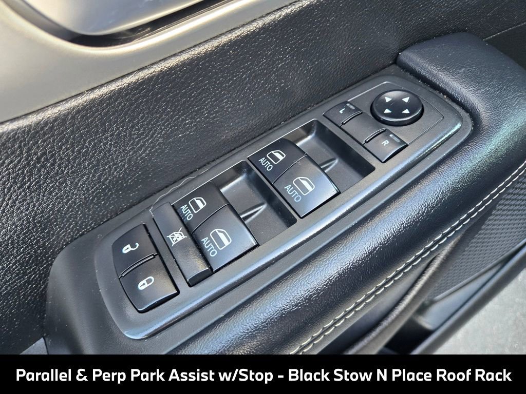 Used 2019 Chrysler Pacifica Touring-L Plus w/ Advanced Safetytec Group FWD image 24