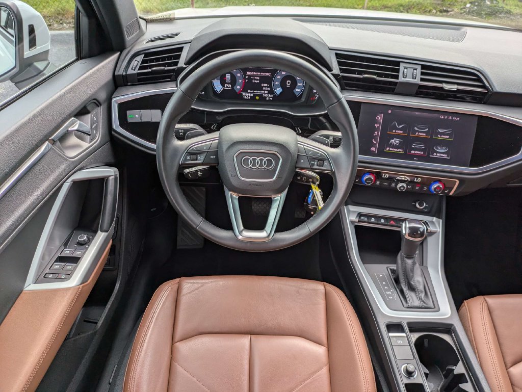 Used 2022 Audi Q3 2.0T Premium AWD/4WD image 18