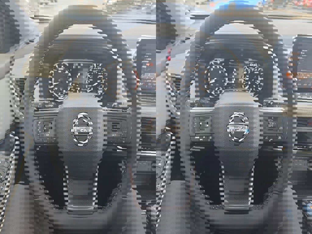 Certified 2026 Nissan Rogue SV w/ SV Premium Package image 18